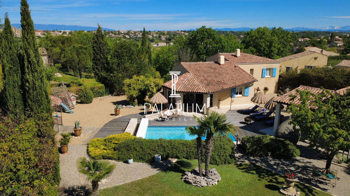 Maison à VALENSOLE