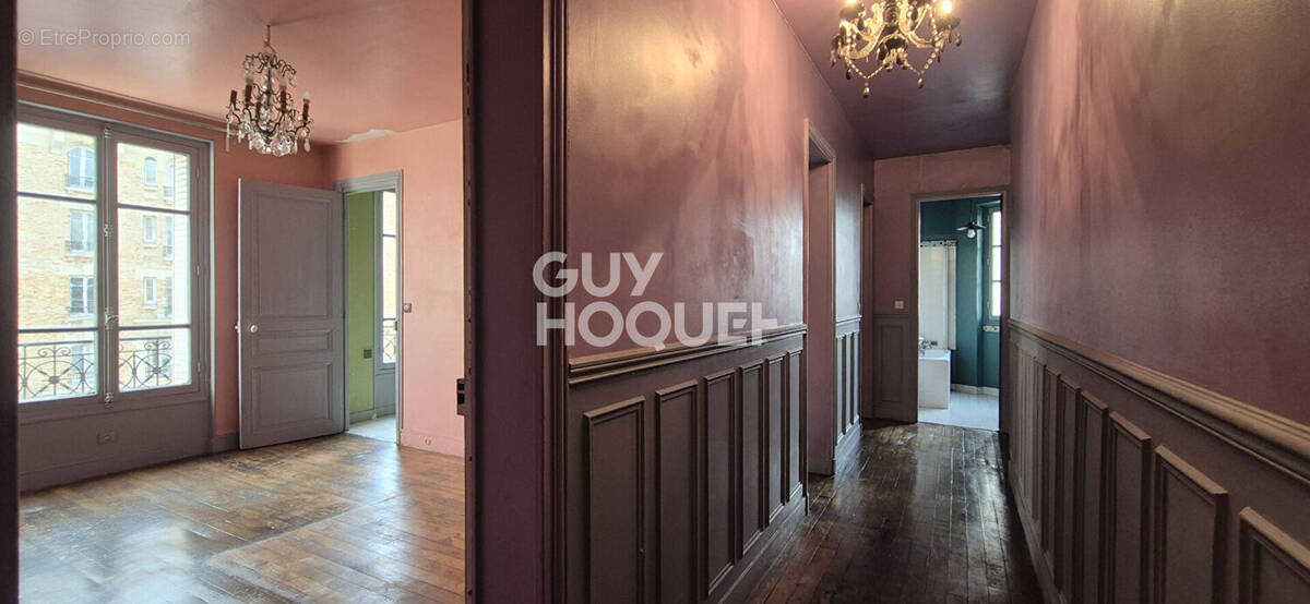 Appartement à PARIS-18E