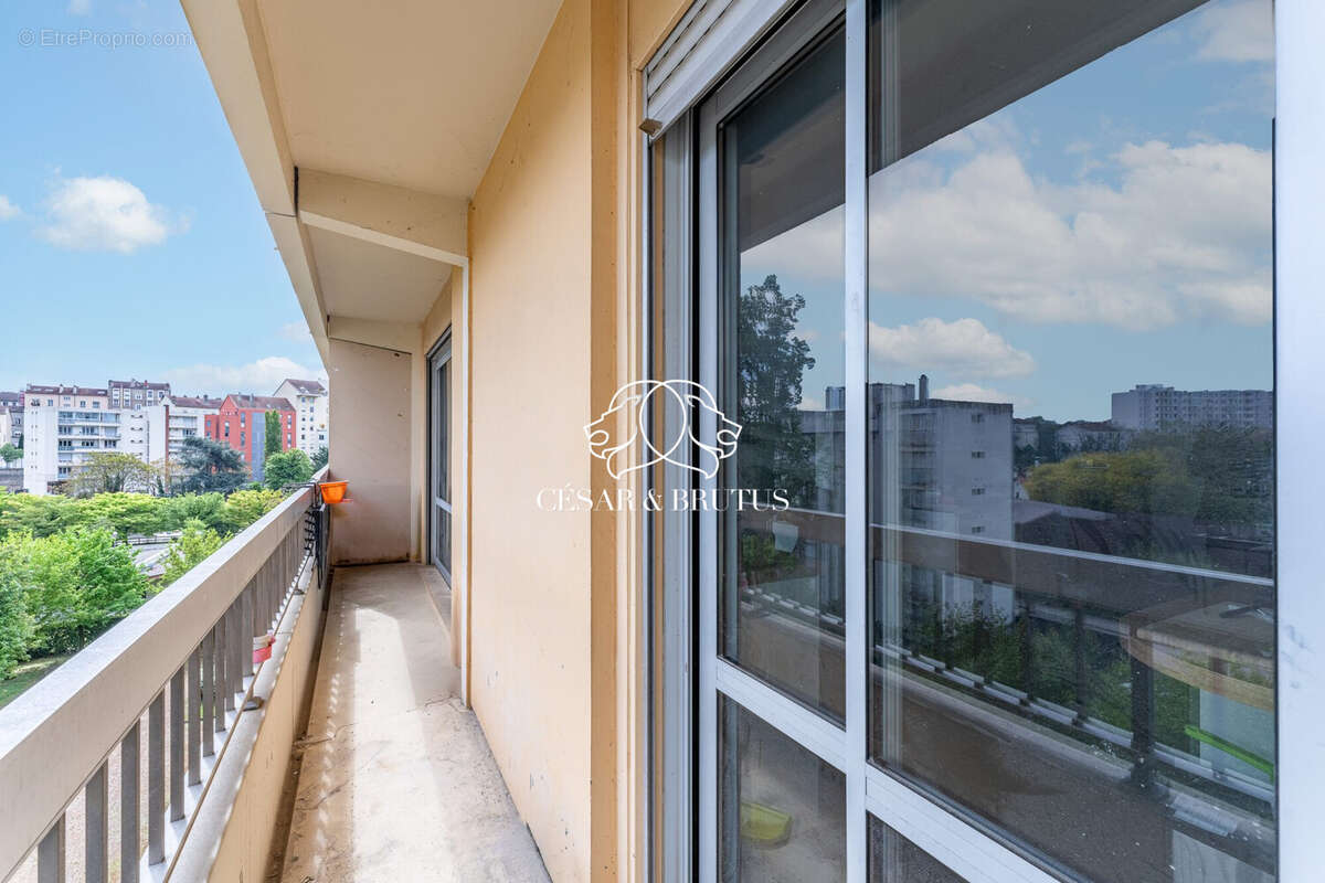 Appartement à VILLEURBANNE