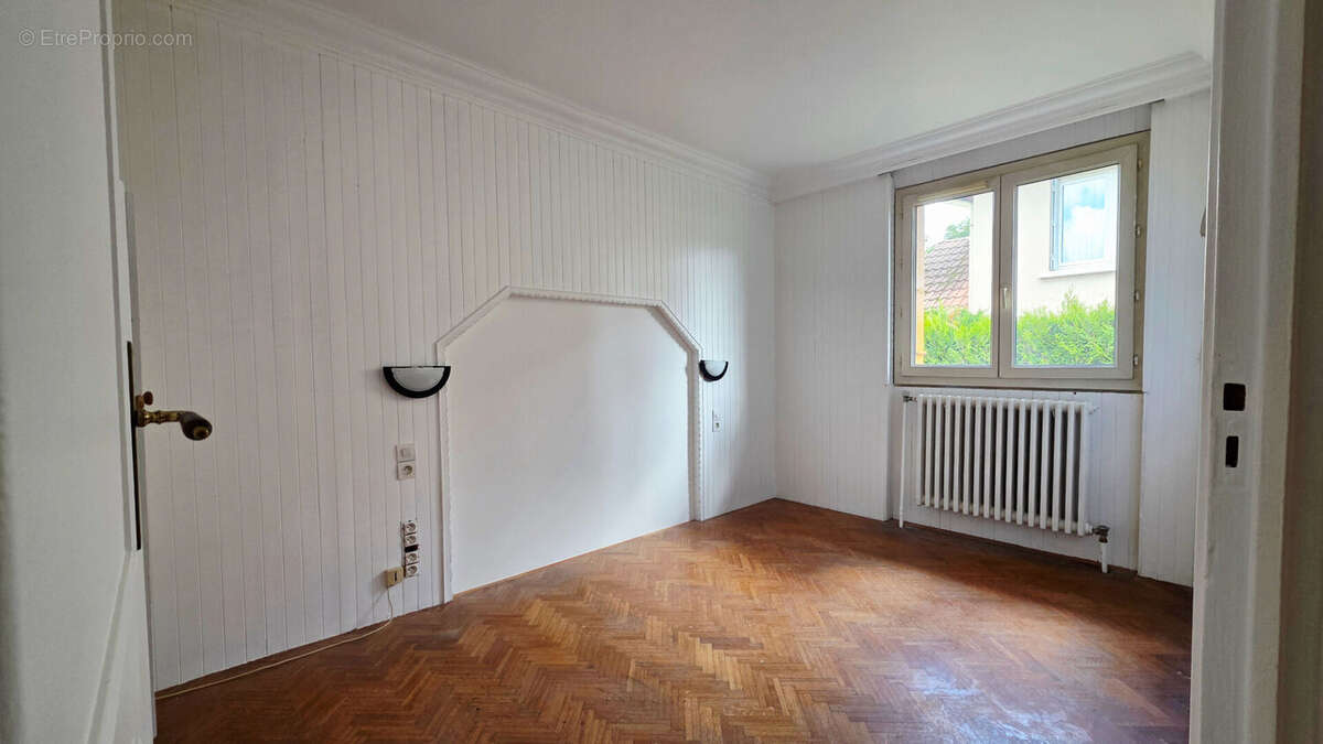 Maison à OYONNAX