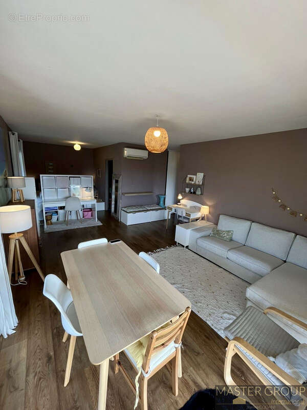 Appartement T3 en dernier étage avec terrasse de 60 m2, garage et environnement privilégié - photo 5