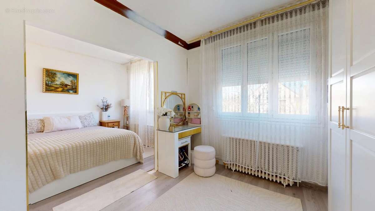 Maison à CLICHY-SOUS-BOIS