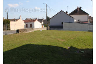 Terrain à LE CREUSOT