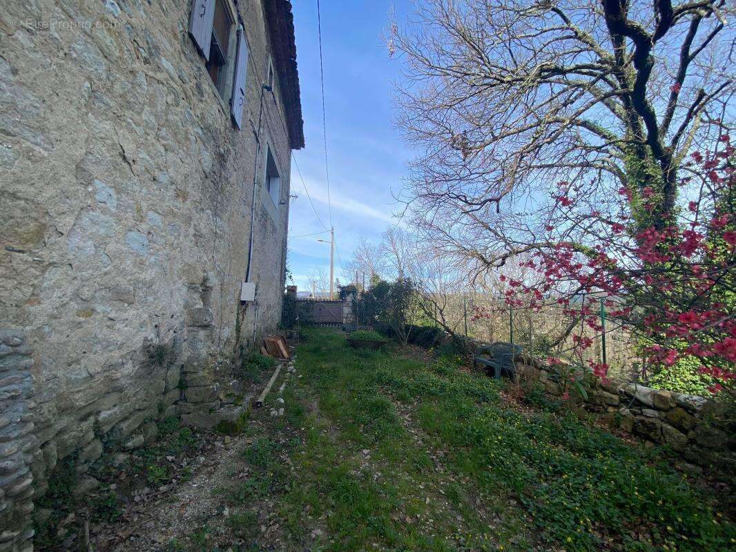 Maison à JOYEUSE