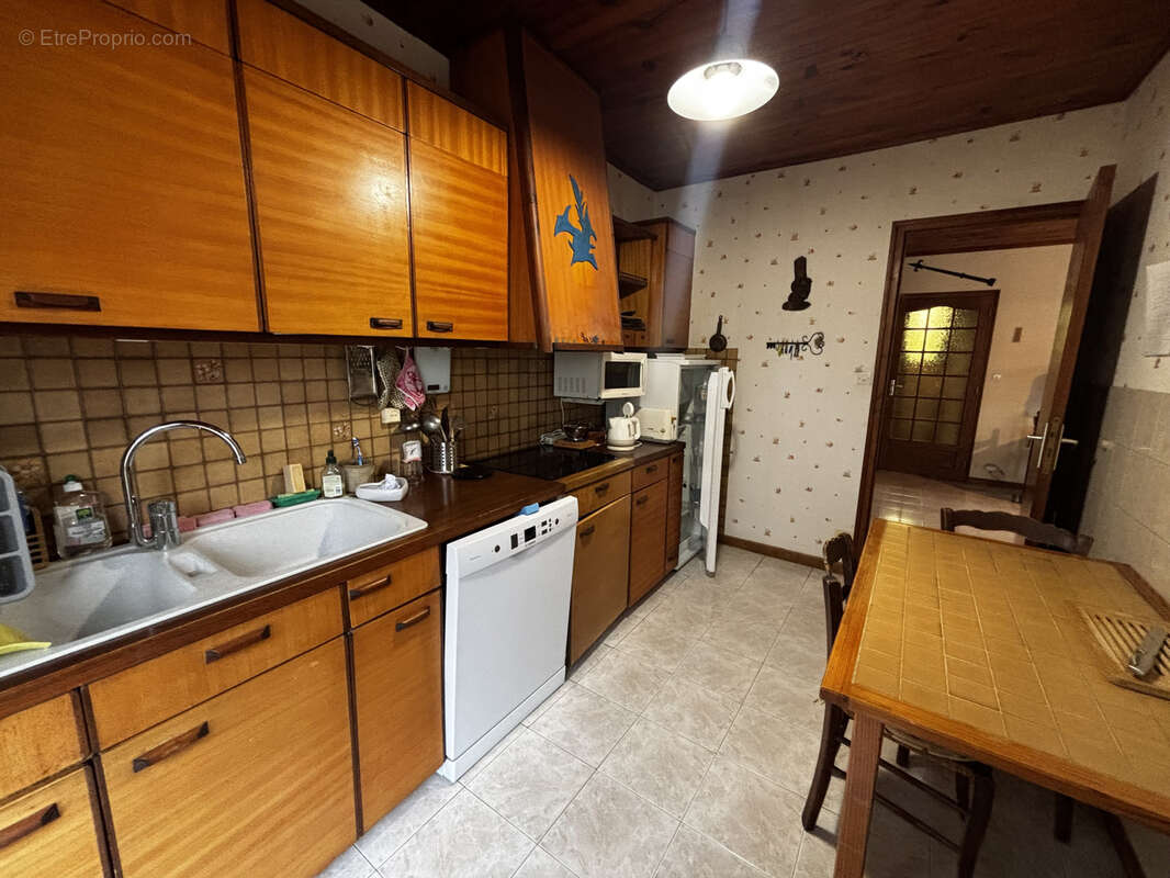 Maison à POMEROLS