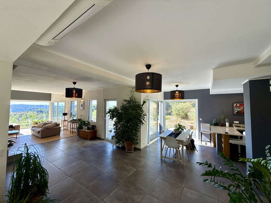 Photo 3 - Maison à CARROS