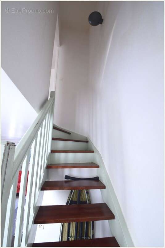Maison à vendre 3 pièces LA FLOTTE (17) - photo 8