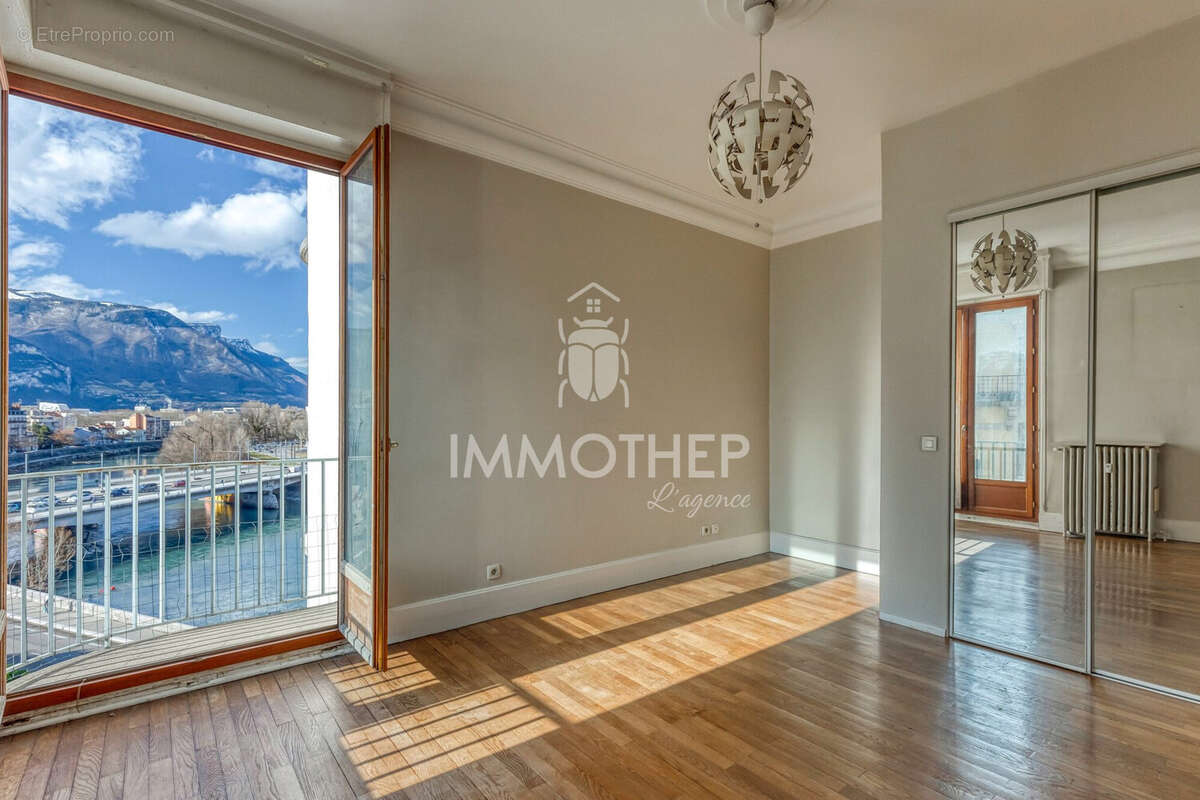 Appartement à GRENOBLE