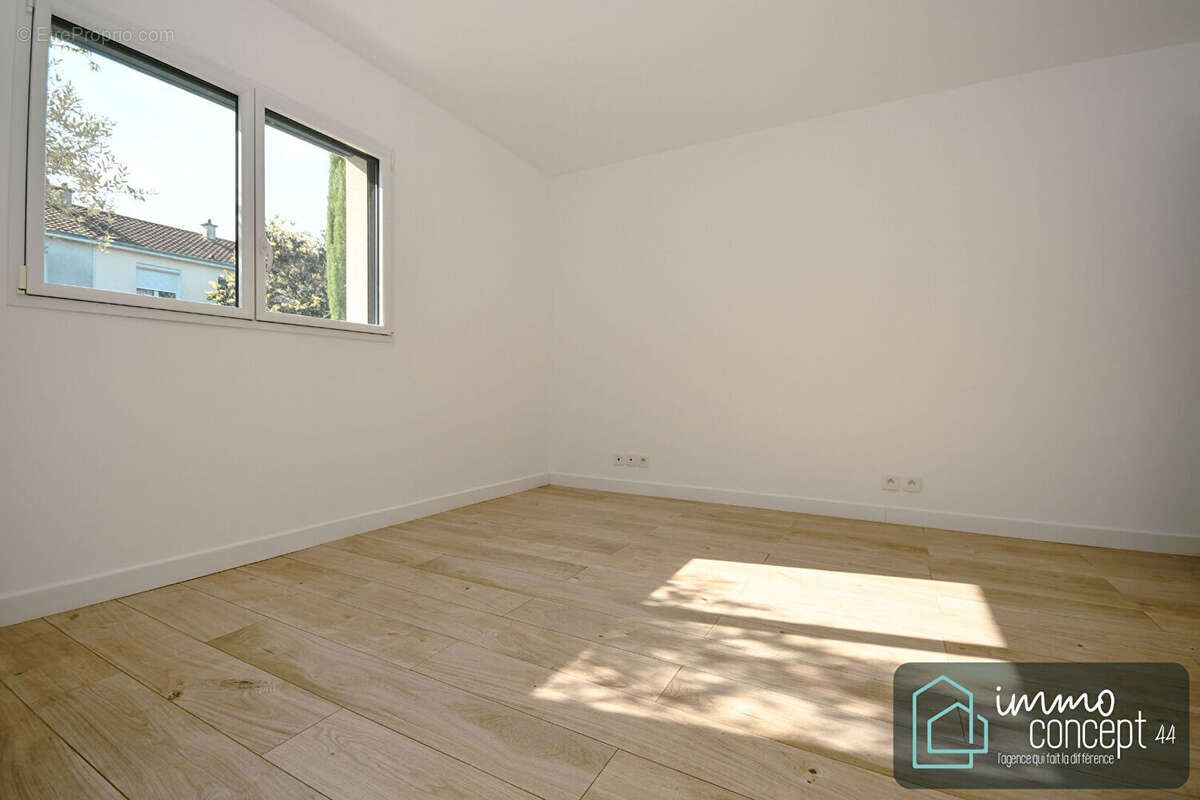 Maison à BOUGUENAIS