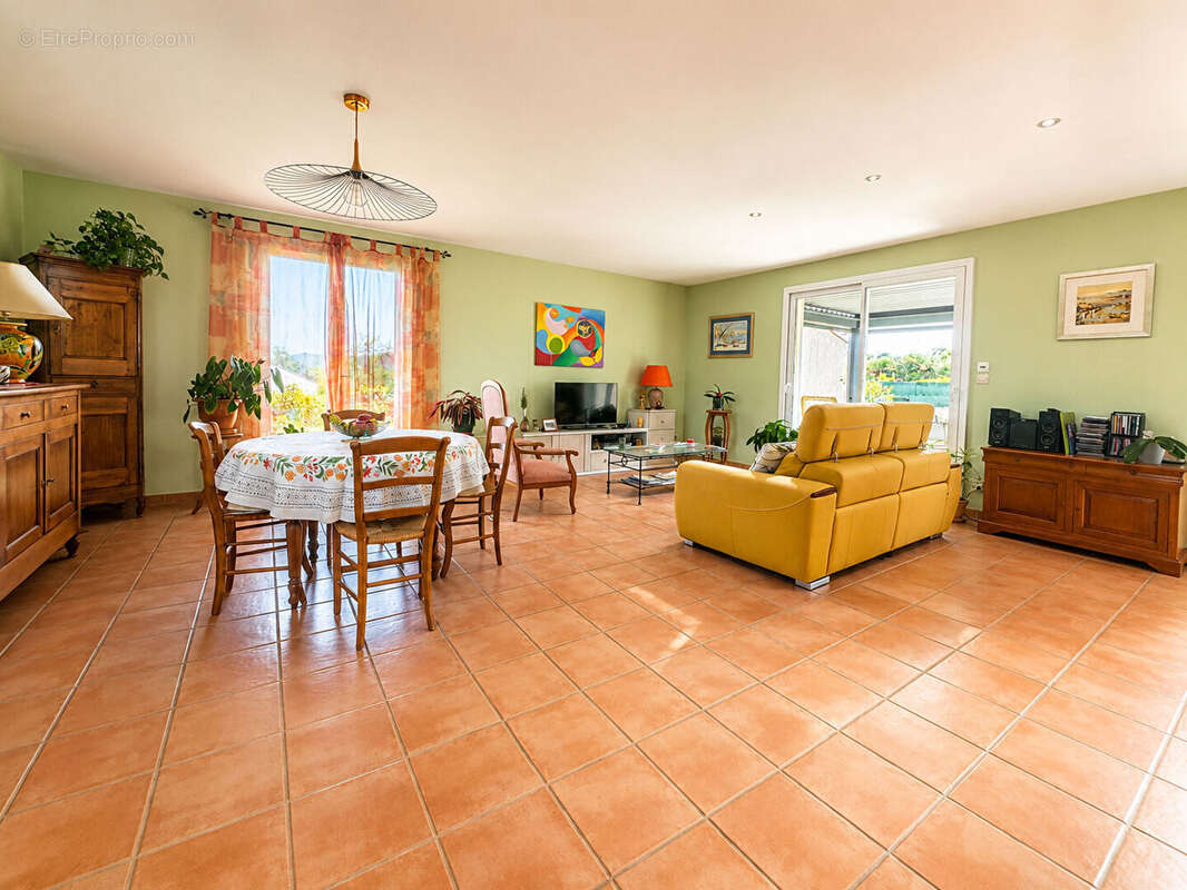 Maison Cavanac 5 pièce(s) 117 m2 - photo 2