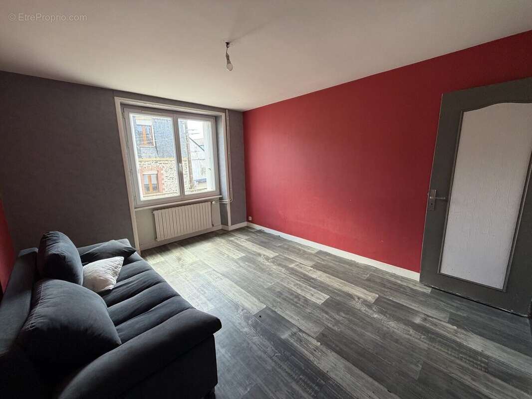 Appartement 278 m² à Rohan  - photo 6