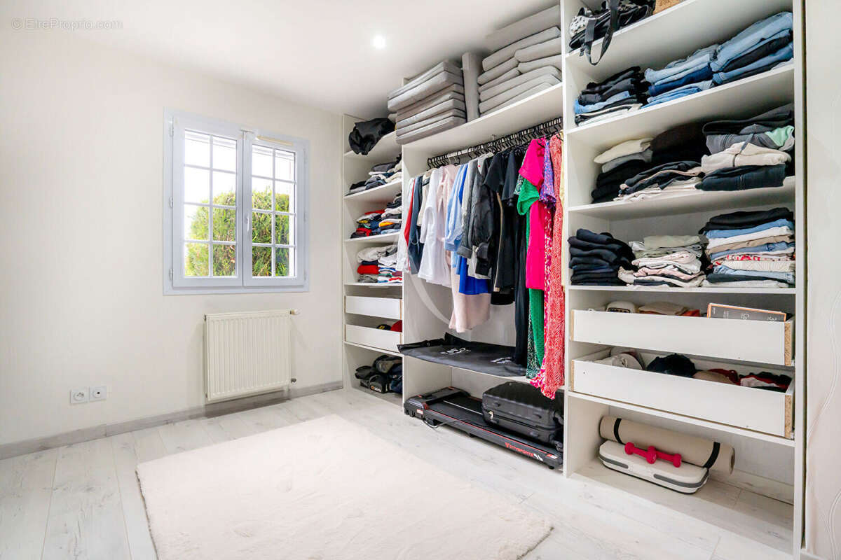 Maison à MONTREUIL-BELLAY