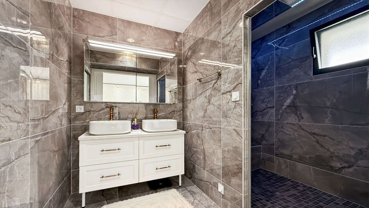 Maison à JOUE-LES-TOURS