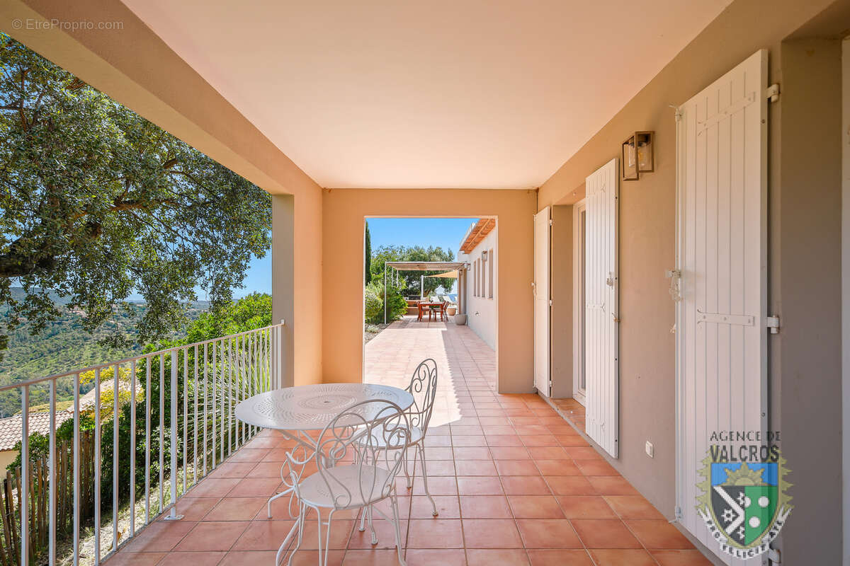 Maison à LA LONDE-LES-MAURES