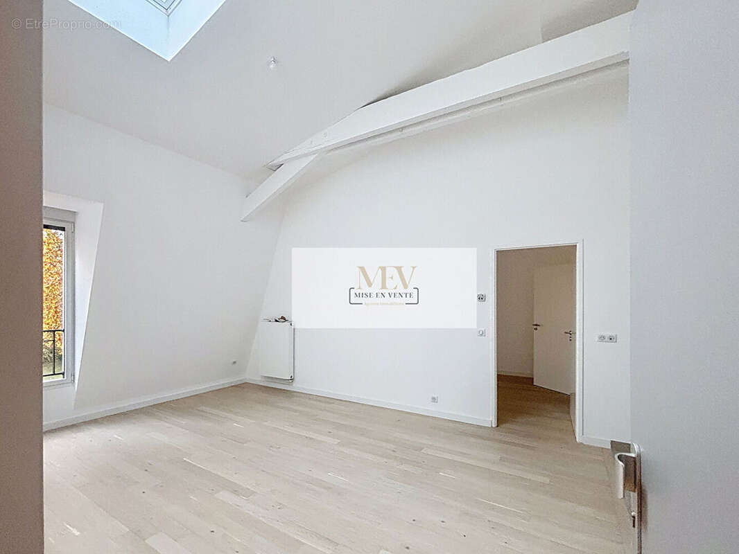 Appartement à LE PERREUX-SUR-MARNE