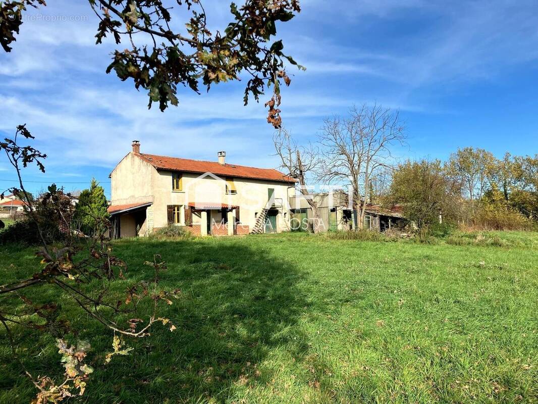 Photo 1 - Maison à SAINT-ROMAIN-LE-PUY