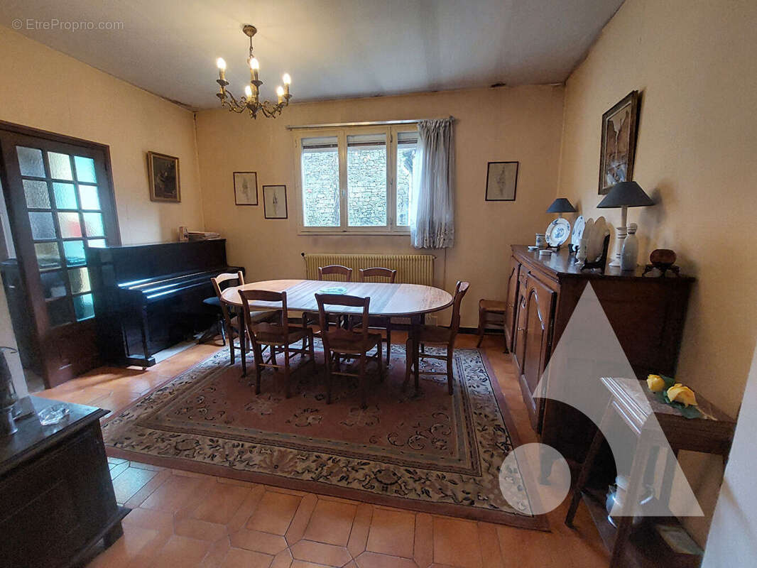 Maison à CREPY-EN-VALOIS