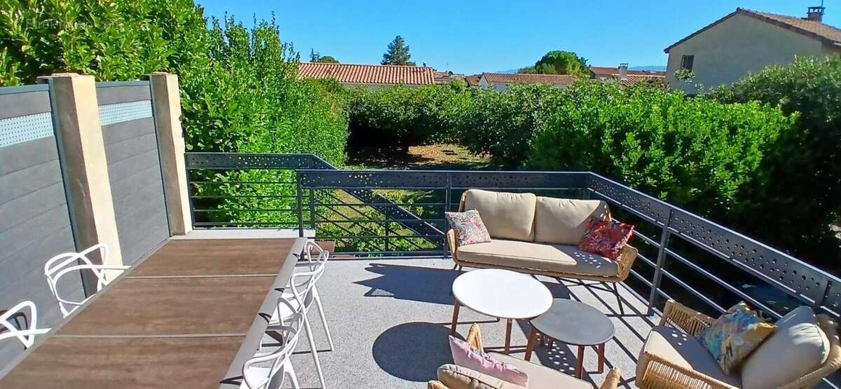 Maison à LIVRON-SUR-DROME