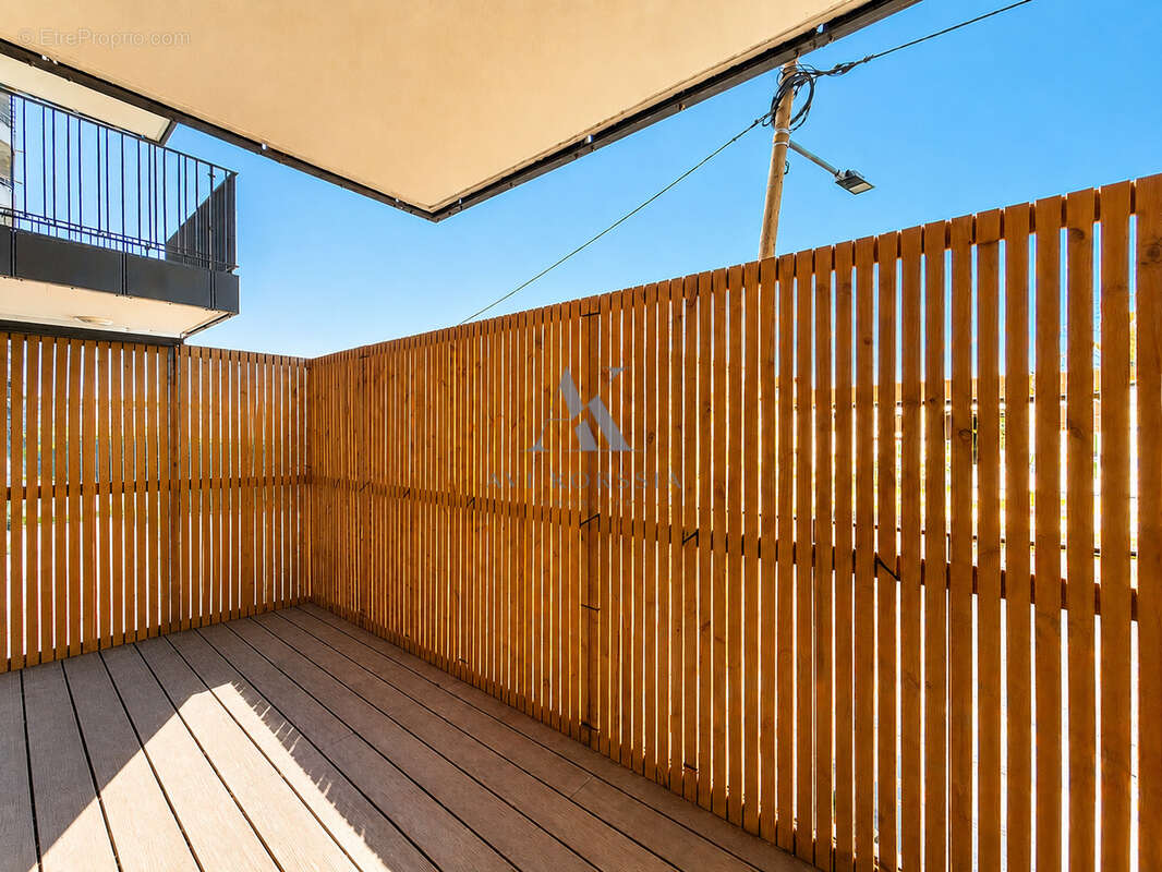 Bron   Appartement T2 40 m2 rénové avec balcon, garage et climatisation - photo 4