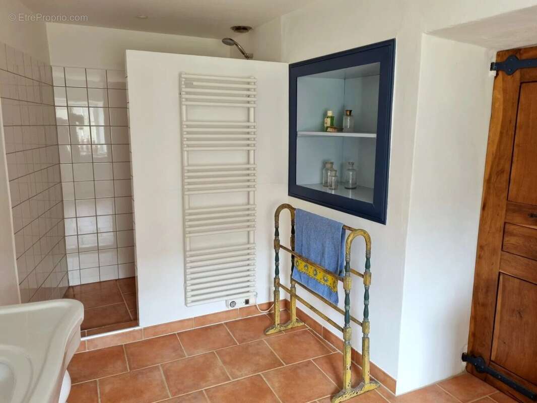Appartement à PRIVAS