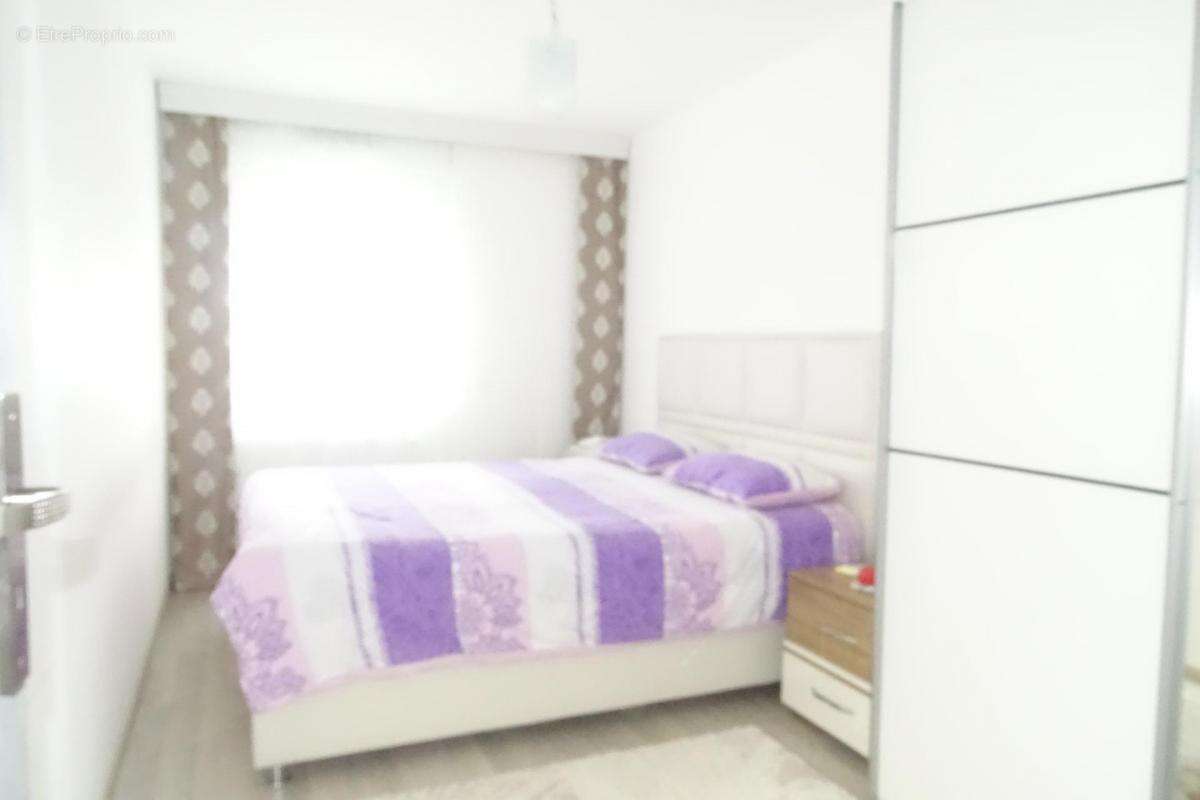 Appartement à FOUGERES