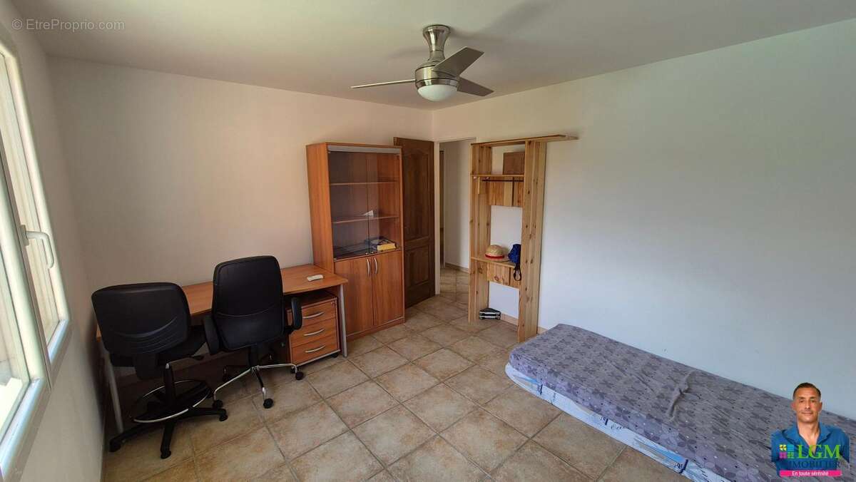 Maison à SAINT-VICTOR-DE-MALCAP