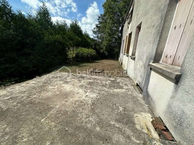 Appartement à ETEIGNIERES