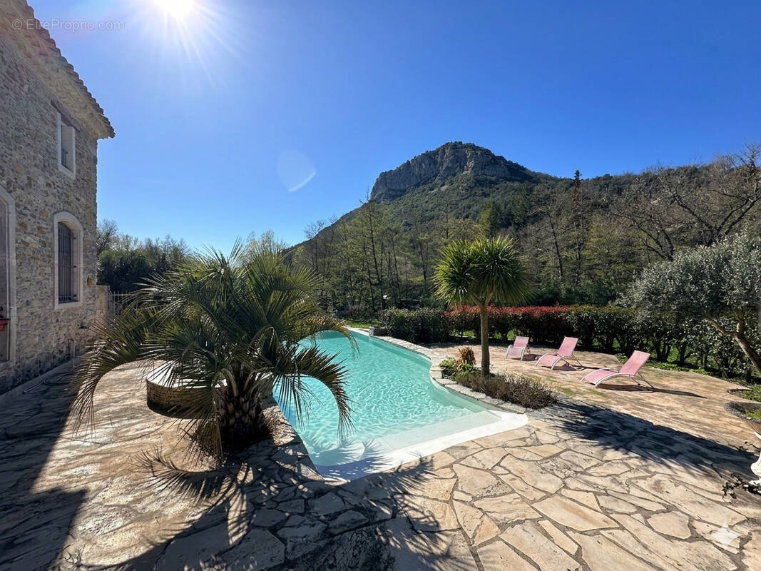 Maison à SAINT-HIPPOLYTE-DU-FORT