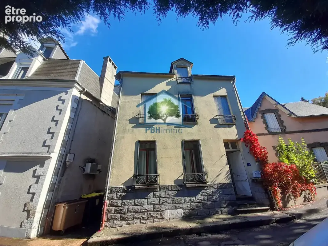 La bourboule – immeuble de rapport face au parc fenestre – fort potentiel ! - photo 2