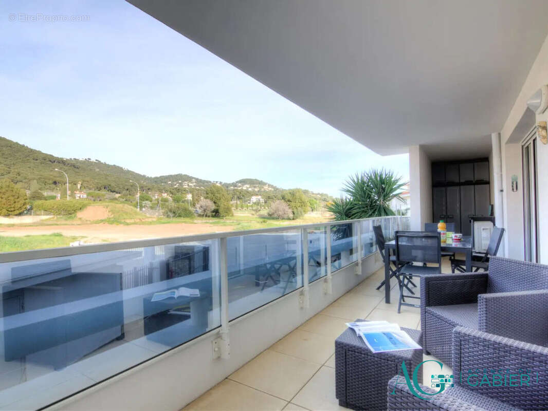 Appartement à CARQUEIRANNE