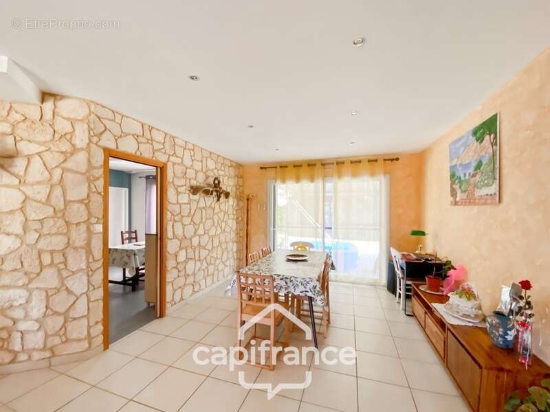 Maison à vendre 5 pièces LA CHAPELLE DE BRAGNY (71) - photo 24