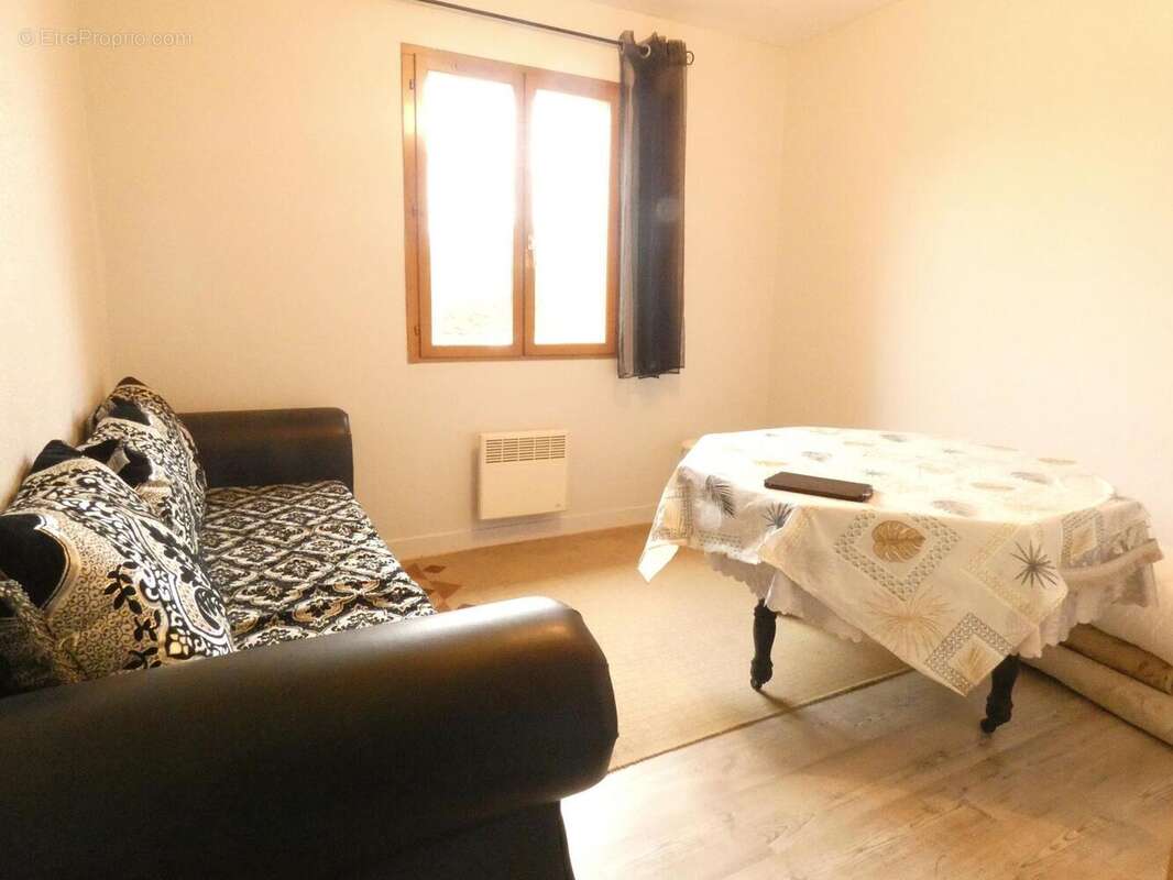 Maison à VIENNE-EN-VAL