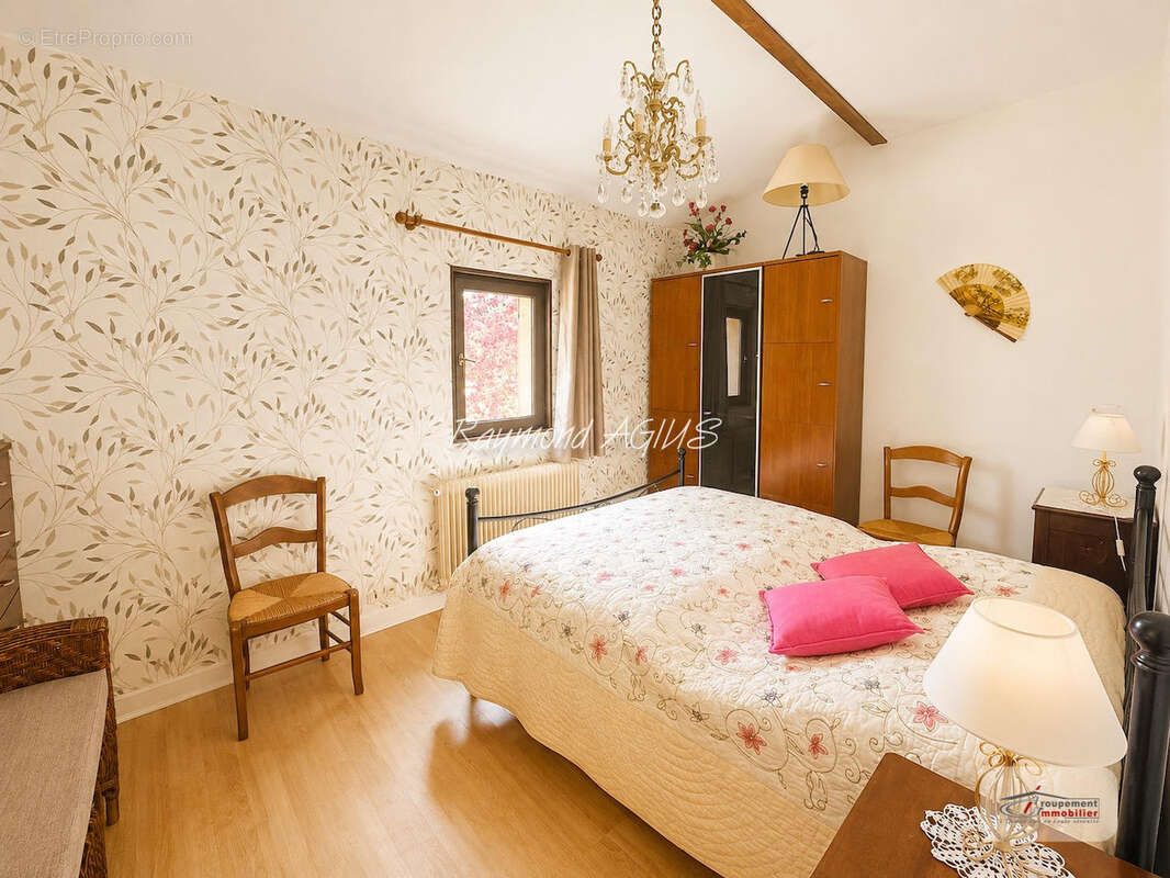 Élégante maison familiale de 7 chambres avec annexe indépendante, située dans un cadre rural paisible - photo 27