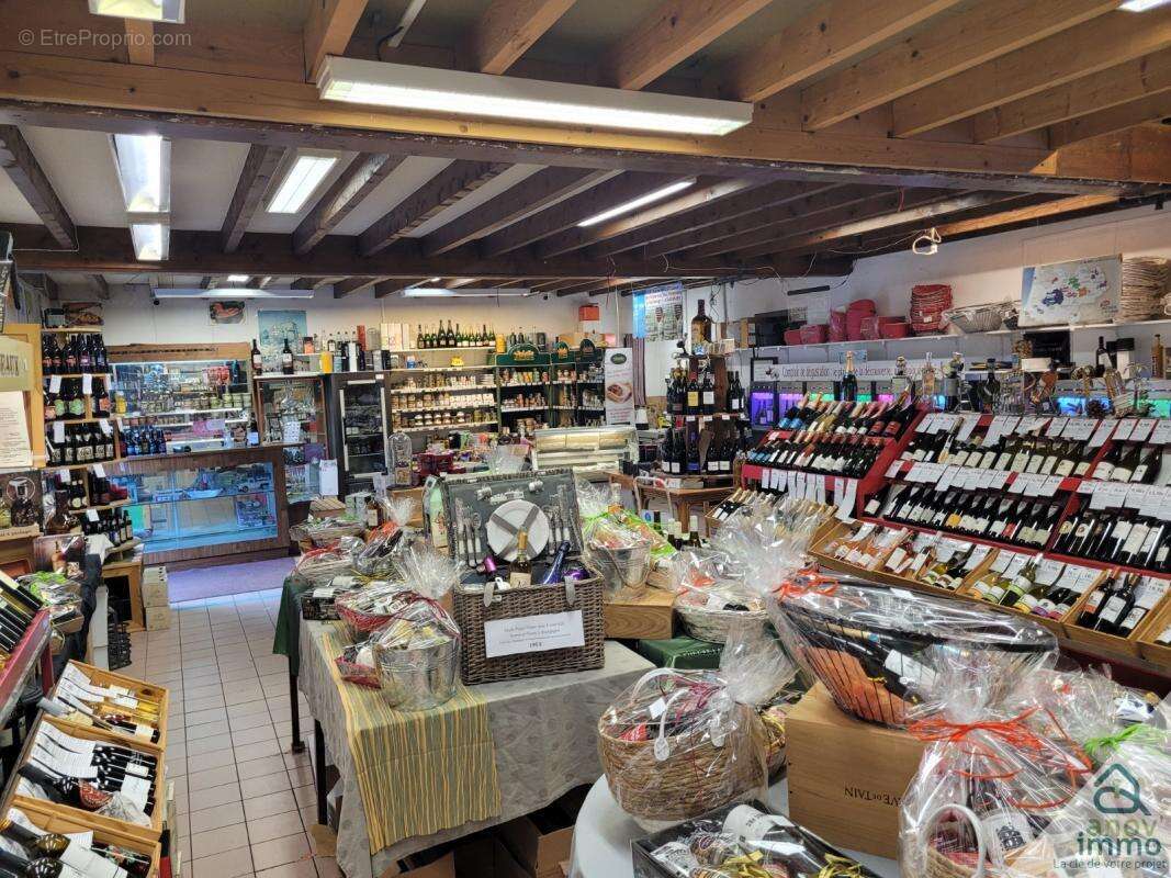 Commerce à SASSENAGE