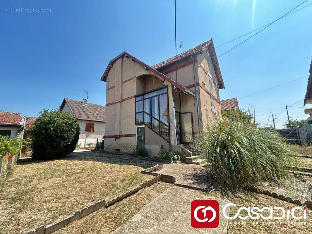 Maison à IMPHY