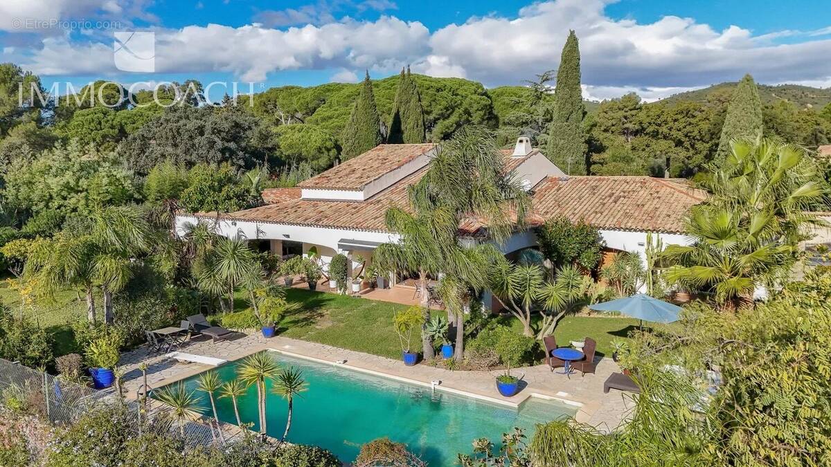 Maison à LA LONDE-LES-MAURES