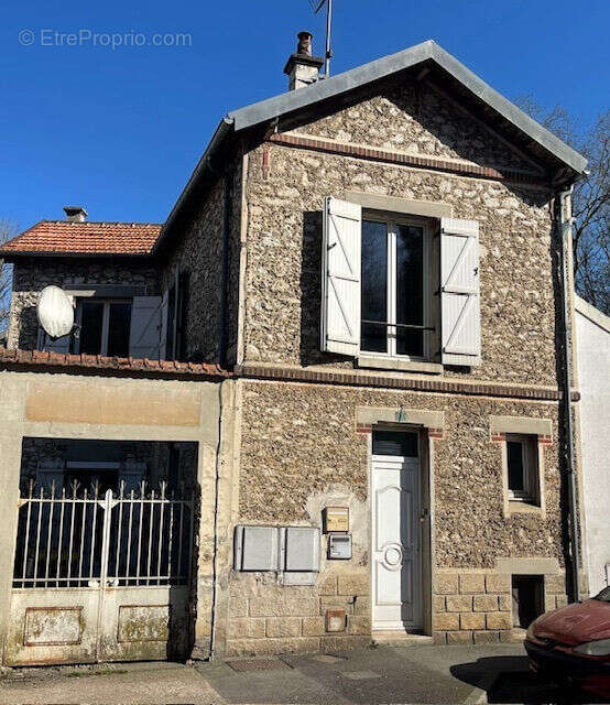 Photo 8 - Appartement à LA FERTE-GAUCHER