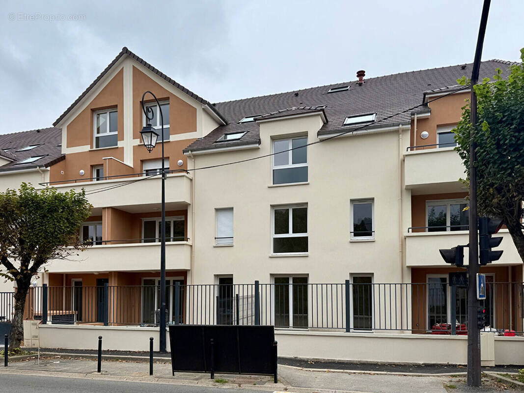 Appartement à LOUVRES
