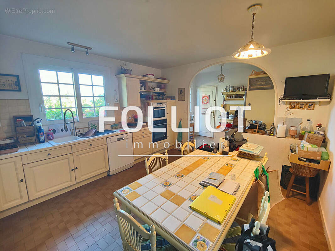 Maison à SAINT-FROMOND