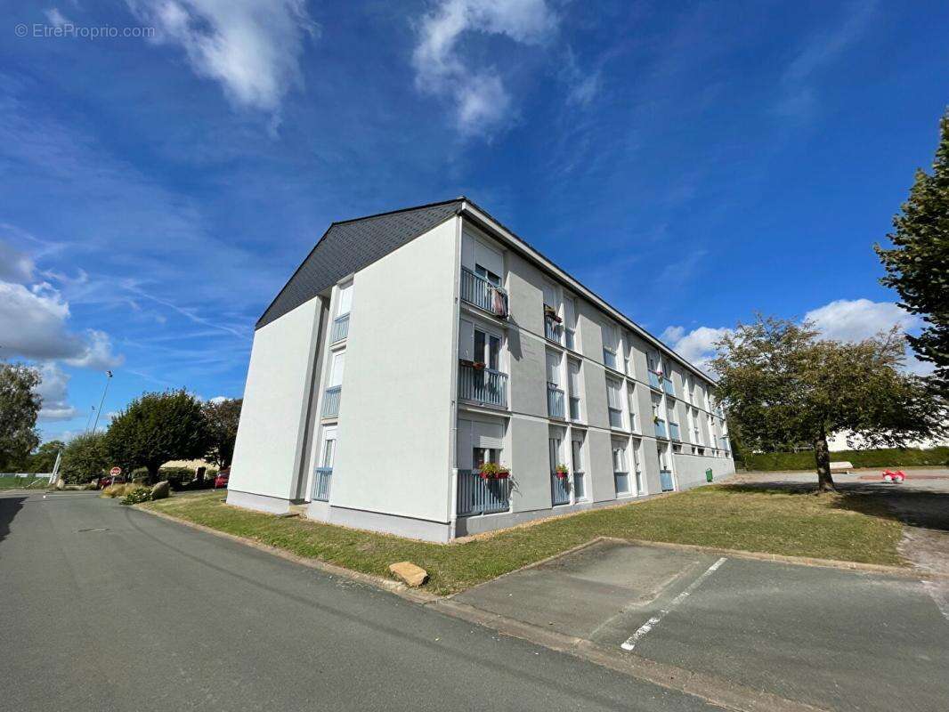 Appartement à SEICHES-SUR-LE-LOIR