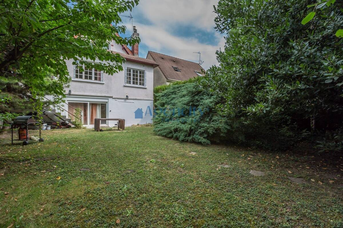 Maison à GOURNAY-SUR-MARNE