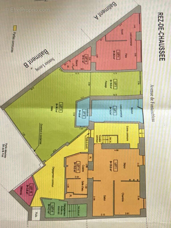 Appartement à VENEUX-LES-SABLONS