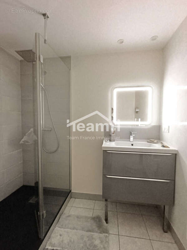 Appartement à CALUIRE-ET-CUIRE