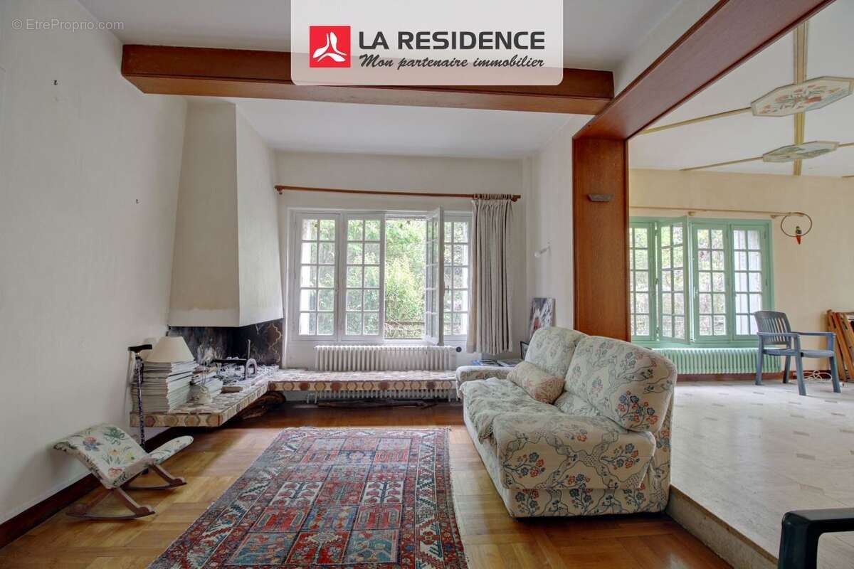 Maison à LES MUREAUX