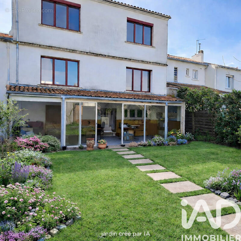 Photo 1 - Maison à LA ROCHELLE