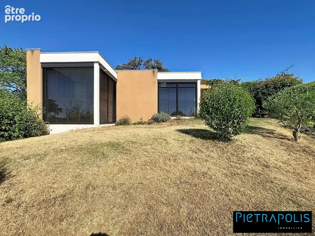 Maison 6 pièces 151 m² à vendre à Eveux (69210) - photo 3