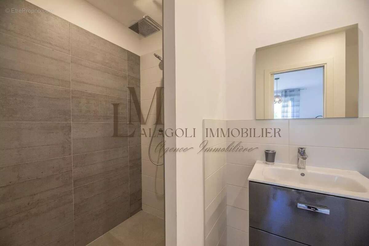 Maison à PORTO-VECCHIO