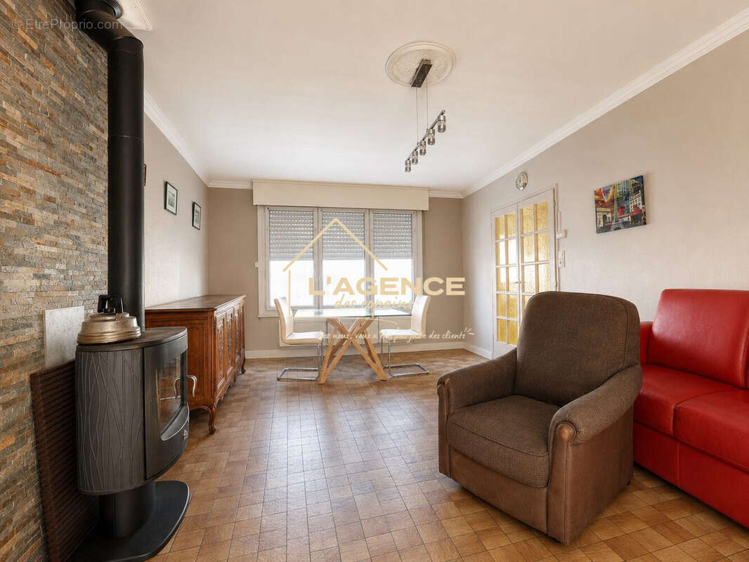 Maison 103 m² à Wormhout  - photo 6