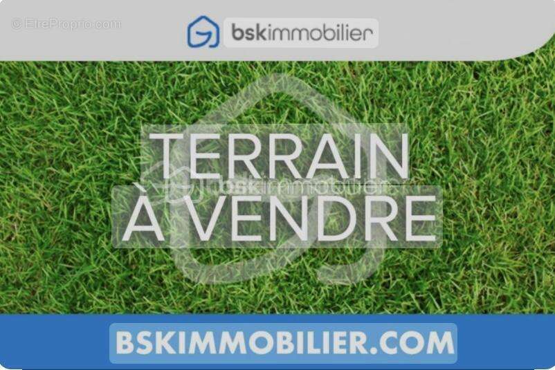 Terrain à BOULIN