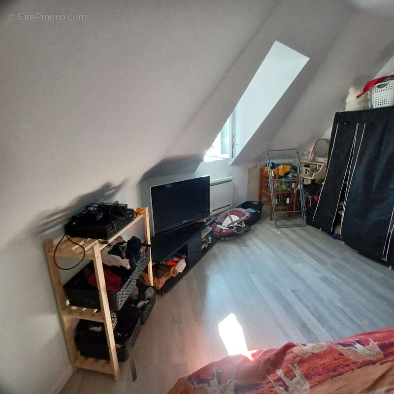 Appartement à CANAPLES